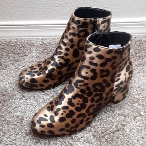 Cheetah Print Boots Size 8 (13)